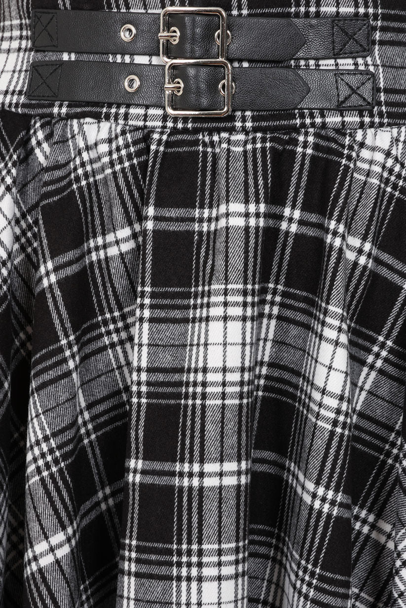Banned Alternative Black/White Slashcheck Skirt